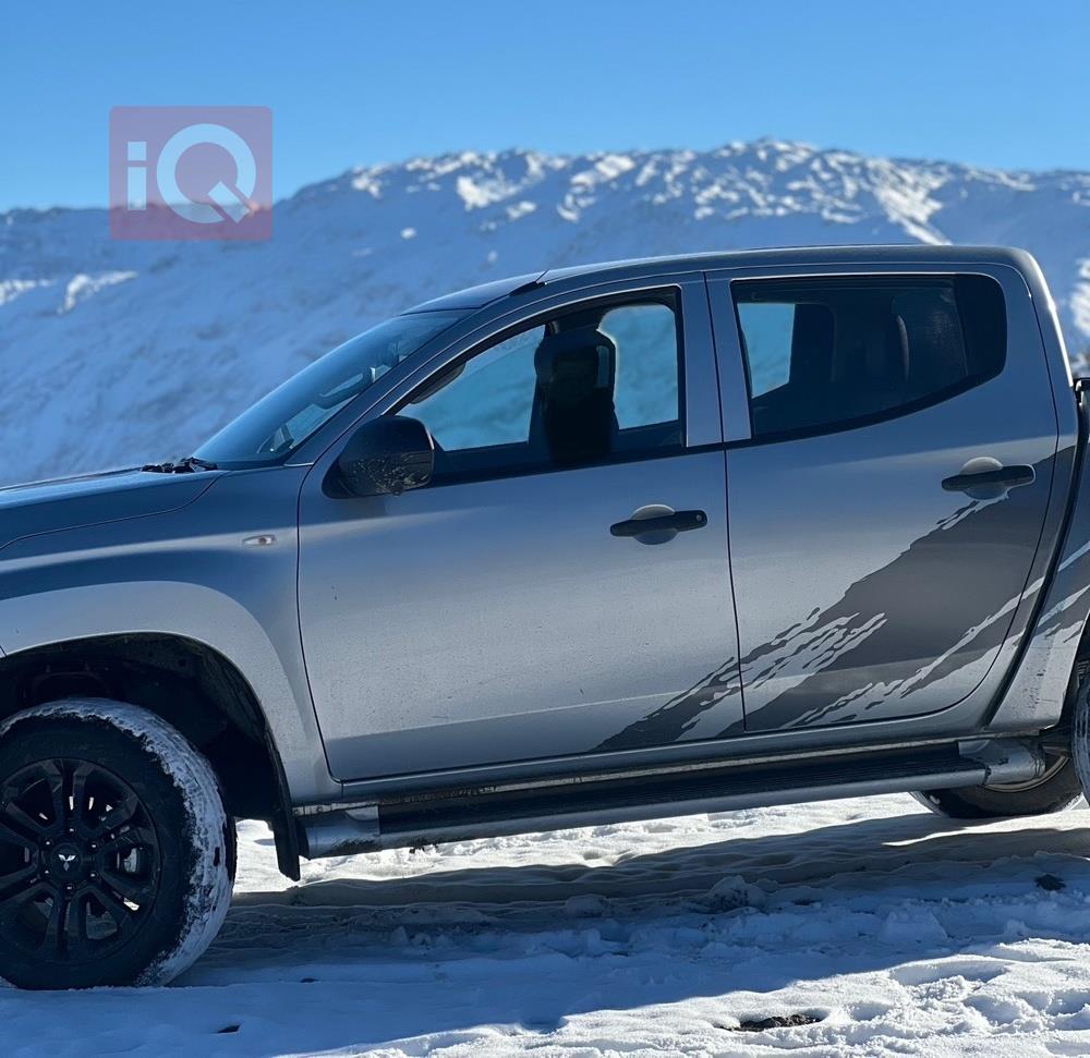 ميتسوبيشي L200